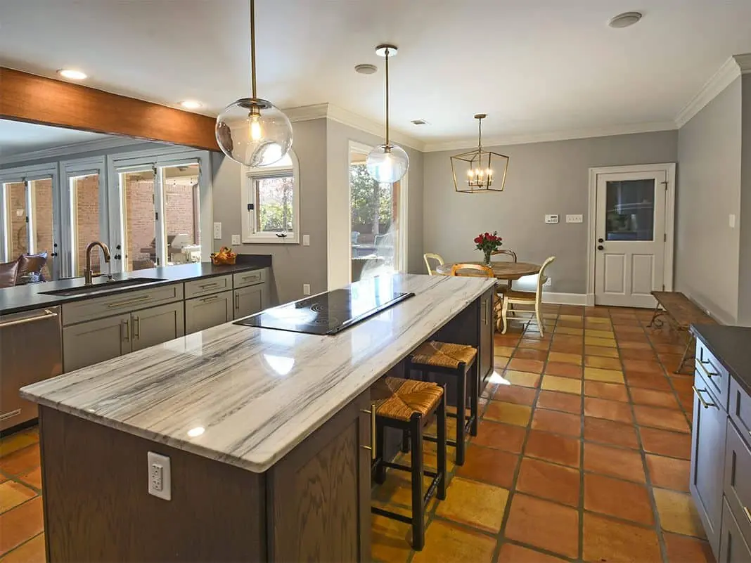 Image of a kitchen remodel in the Memphis area. Featuring new countertops and custom cabinetry.